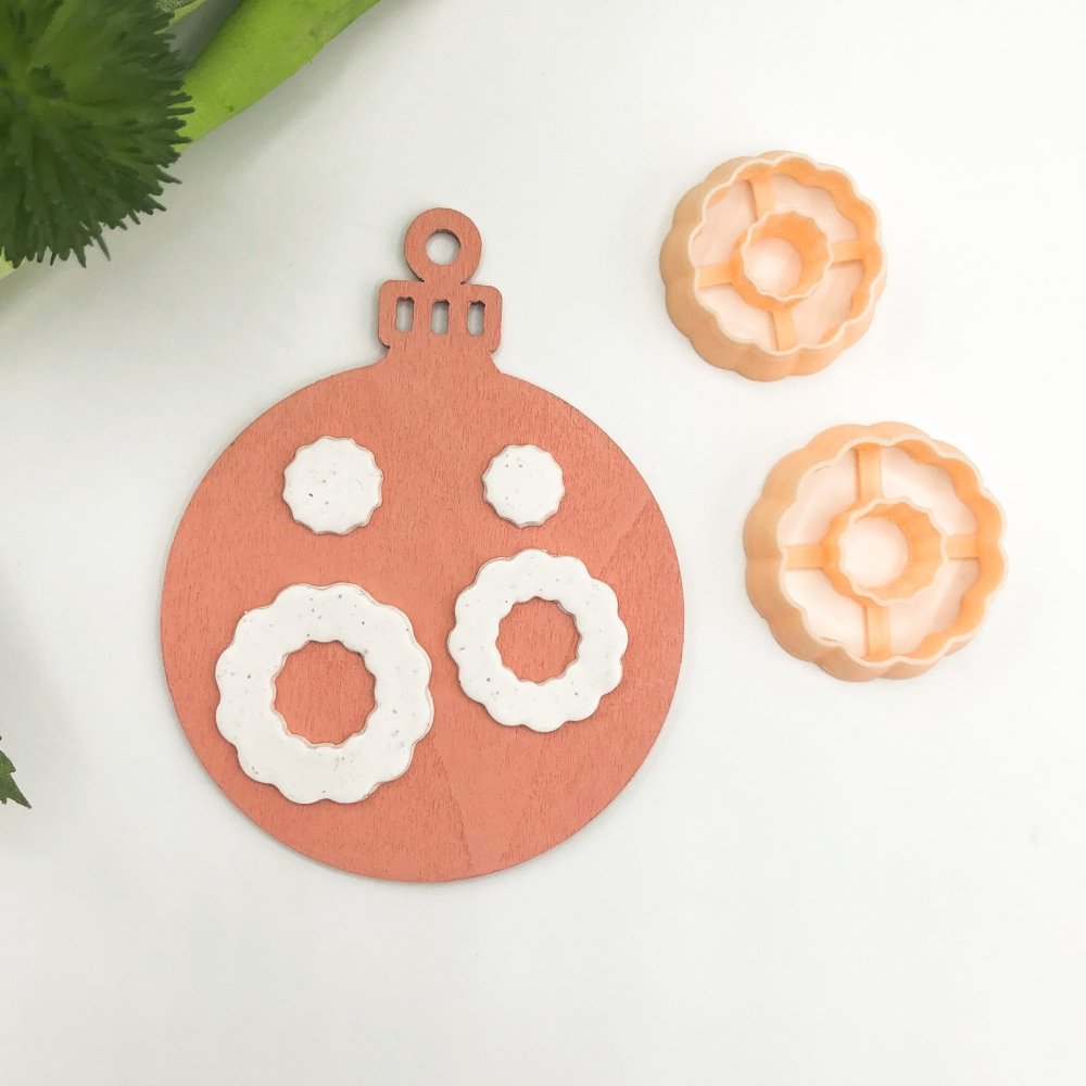 Wreath 2 Donut Clay Cutter -